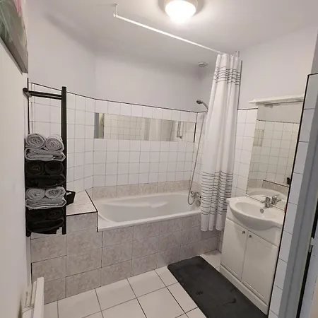 Coeur De Apartment